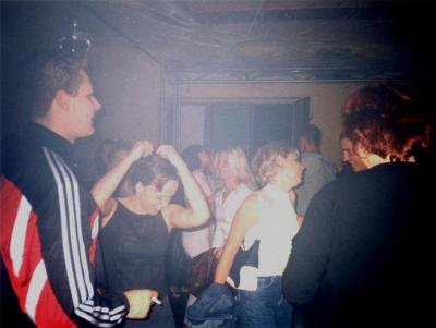 Performance of the Bass System group at the disco in Chotutice