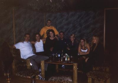 Vystoupení skupiny Bass Systém v disco Jungle v Praze